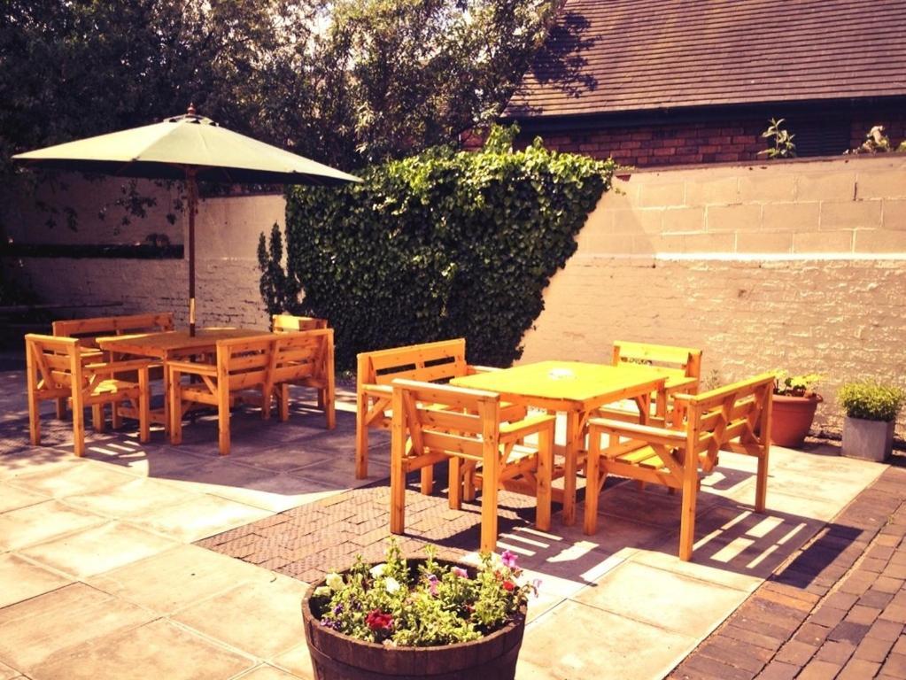 The Waverley Hotel Crewe Dış mekan fotoğraf
